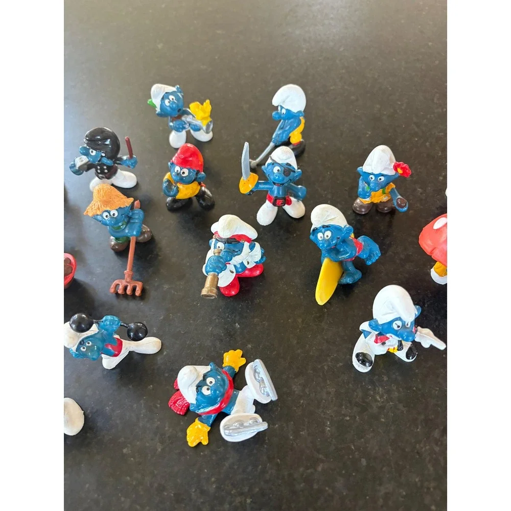 Lot 23 vintage Smurf figures Schleich Peyo 1970's 80's collectible